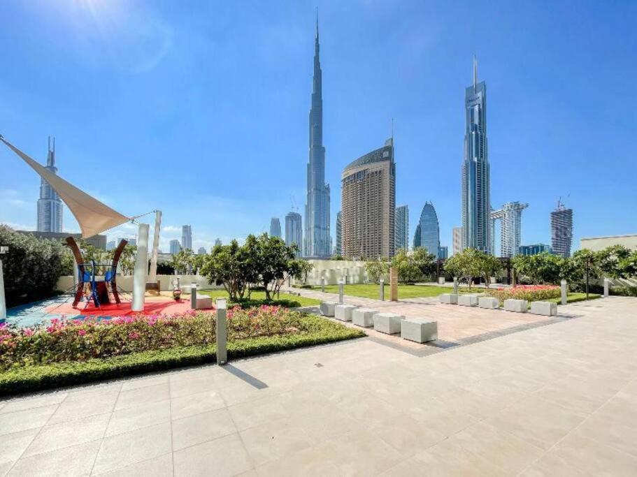 Downtown Views, Downtown Dubai - Mint Stay Exteriör bild